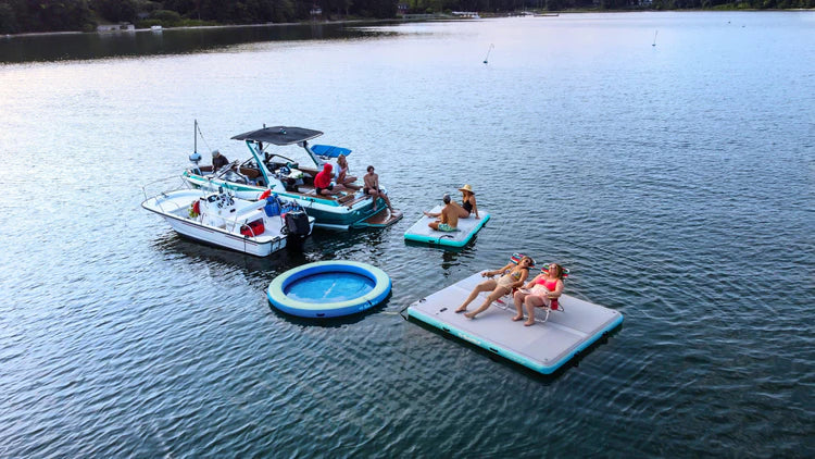 Swimline Solstice 38810 Inflatable Luxe Dock 10' x 8' with Traction Pad and Rope Ladder New